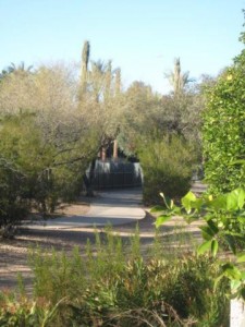 Bike path separating McCormick Ranch from Gainey Ranch