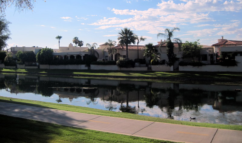 Las Palomas Homes on Lake Margherite